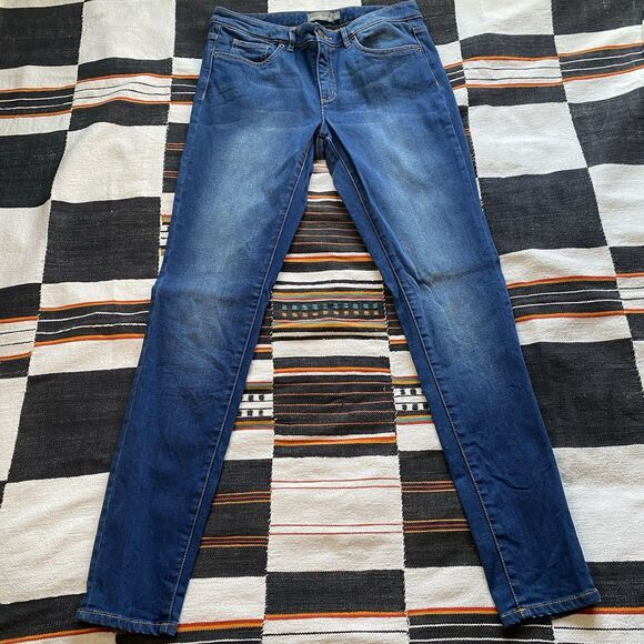 LL Bean Signature Women’s Dark Wash Skinny Stretch Mid Rise Jeans Size 8. - Picture 2 of 11